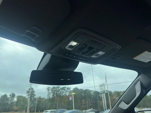 Used 2024 GMC Sierra 1500 SLT w/ SLT Premium Plus Package image 20