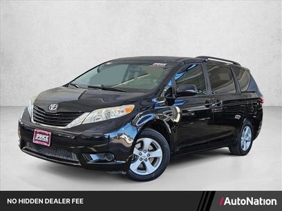 Used 2016 Toyota Sienna LE