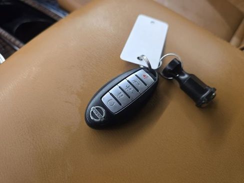 Used 2017 Nissan Armada Platinum w/ Captain Seat Package AWD/4WD image 31