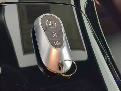 Certified 2026 Mercedes-Benz GLC 300 4MATIC image 35