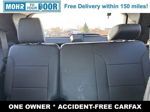 Used 2021 Chevrolet Traverse LT image 32