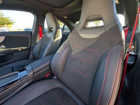 Used 2025 Mercedes-Benz CLA 35 AMG 4MATIC image 21