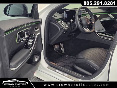 Used 2024 Mercedes-Benz S 63 AMG S w/ Carbon Fiber Exterior Package image 31