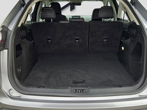 Used 2023 Ford Edge SEL image 11