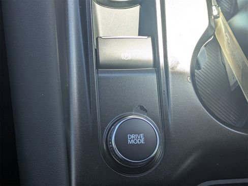 New 2025 Ford Explorer ST-Line image 24