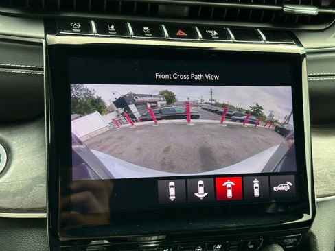 Used 2024 Jeep Grand Cherokee L Limited w/ Luxury Tech Group II image 65