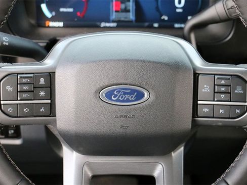 New 2026 Ford F250 Lariat w/ Black Appearance Package image 29