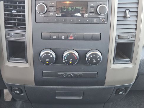 Used 2012 RAM 1500 Express image 18
