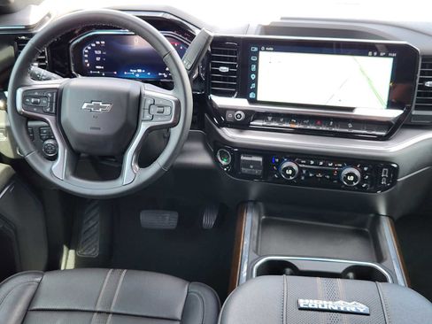 Used 2026 Chevrolet Silverado 3500 High Country w/ High Country Premium Package AWD/4WD image 27