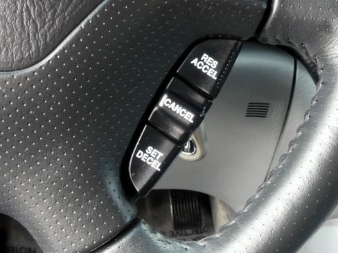 Used 2006 Acura MDX Touring image 37