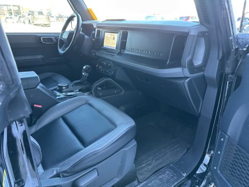 Used 2023 Ford Bronco Big Bend w/ Sasquatch Package image 13
