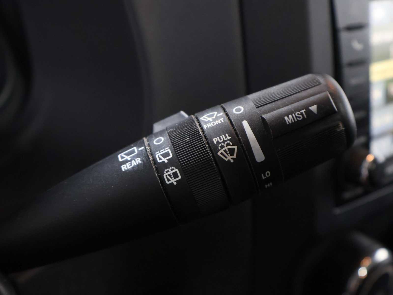 Used 2017 Jeep Patriot High Altitude AWD/4WD image 27