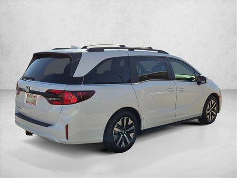 New 2026 Honda Odyssey EX-L image 2