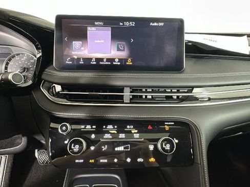 Used 2025 INFINITI QX60 Pure AWD/4WD image 24