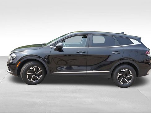 Certified 2023 Kia Sportage LX AWD/4WD image 9