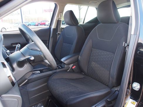 Used 2023 Nissan Kicks SV image 16