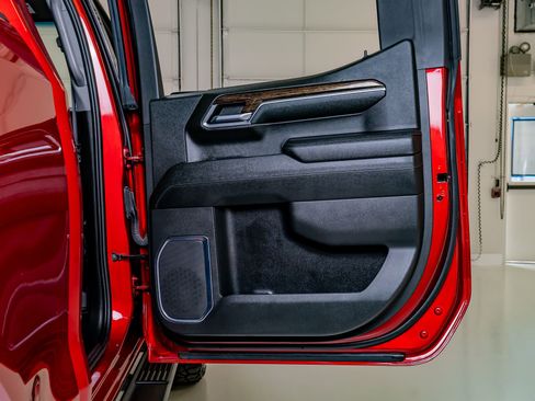 Used 2024 GMC Sierra 1500 Elevation w/ Elevation Premium Package image 38