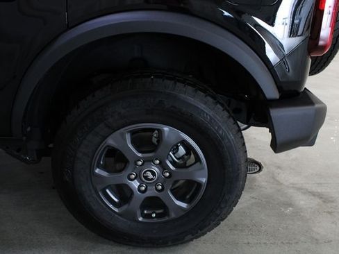New 2025 Ford Bronco 4-Door AWD/4WD image 28