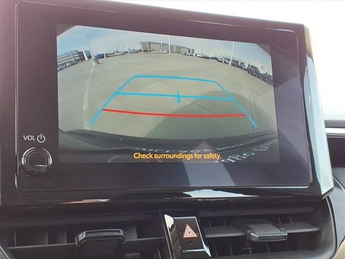 Used 2024 Toyota Corolla LE image 18