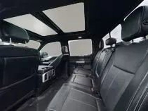 Used 2018 Ford F150 Lariat w/ Equipment Group 502A Luxury AWD/4WD image 15