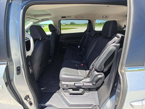 Used 2025 Honda Odyssey EX-L image 12
