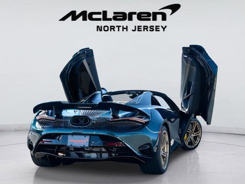 New 2026 McLaren 750S Spider RWD image 18