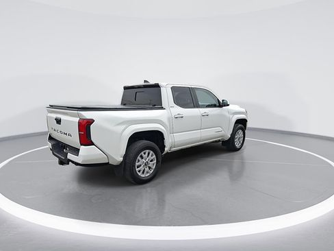 Certified 2024 Toyota Tacoma SR5 image 10