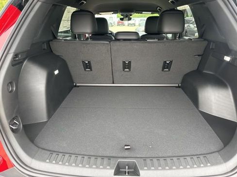 New 2026 Chevrolet Equinox LT AWD/4WD image 12