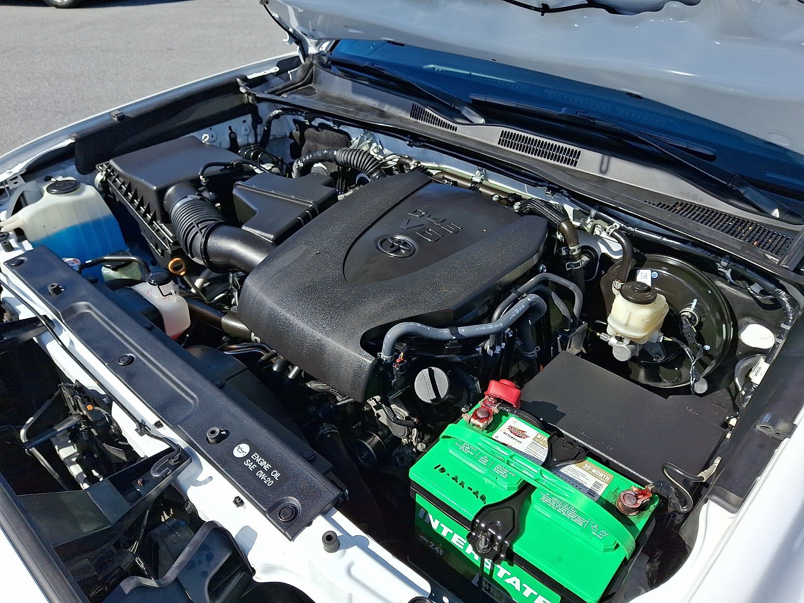 Used 2018 Toyota Tacoma TRD Sport AWD/4WD image 27