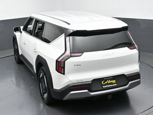 Used 2024 Kia EV9 Light image 50