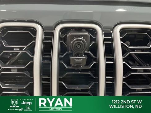 New 2026 Jeep Wrangler Unlimited Sahara AWD/4WD image 5