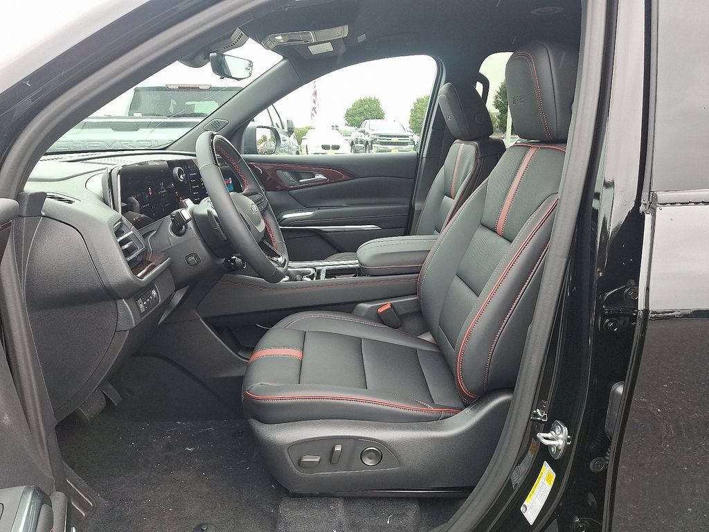 New 2027 Chevrolet Traverse RS AWD/4WD image 6
