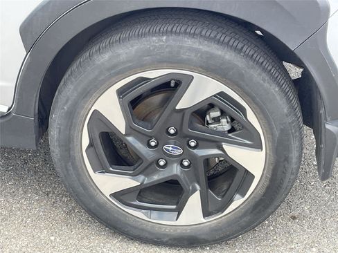 Certified 2024 Subaru Crosstrek 2.5i Limited w/ Crosstrek Mirror Package AWD/4WD image 11