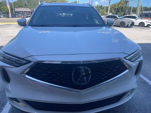 Used 2023 Acura MDX SH-AWD w/ Advance Package image 4