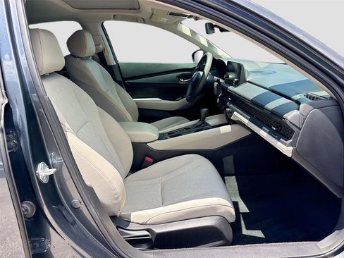Certified 2023 Honda Accord EX image 31