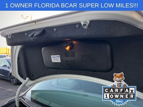 Used 2004 BMW 545i Sedan image 21