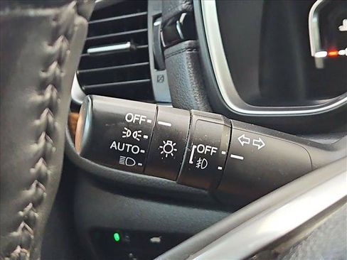 Used 2020 Honda CR-V Touring image 26