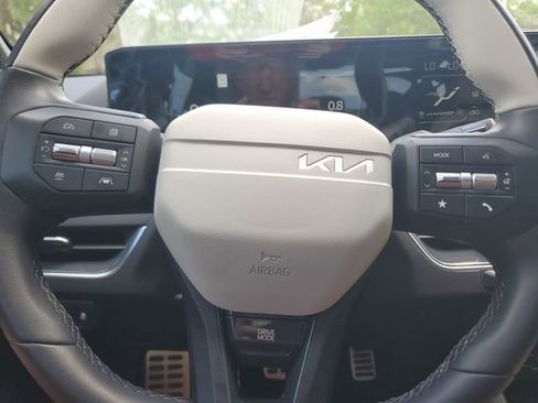 Certified 2025 Kia K4 GT-Line Turbo image 20