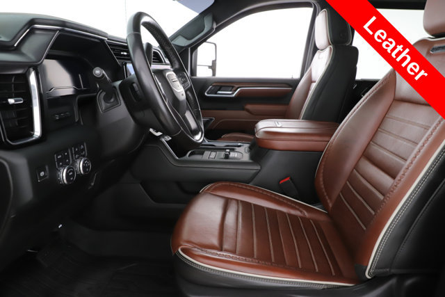 Used 2025 GMC Sierra 3500 Denali Ultimate AWD/4WD image 17