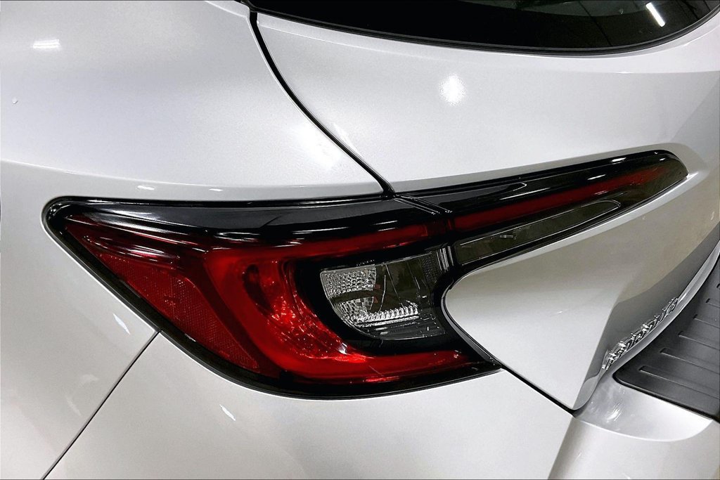 Used 2025 Toyota Corolla XSE FWD image 23