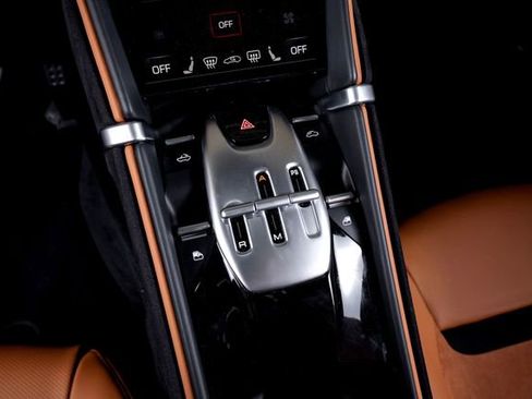 Certified 2024 Ferrari Roma Spider RWD image 43