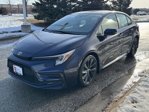 Certified 2023 Toyota Corolla SE image 32