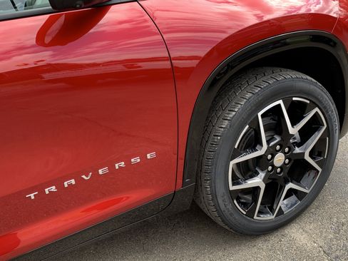 New 2026 Chevrolet Traverse High Country w/ LPO, Floor Liner Package image 34