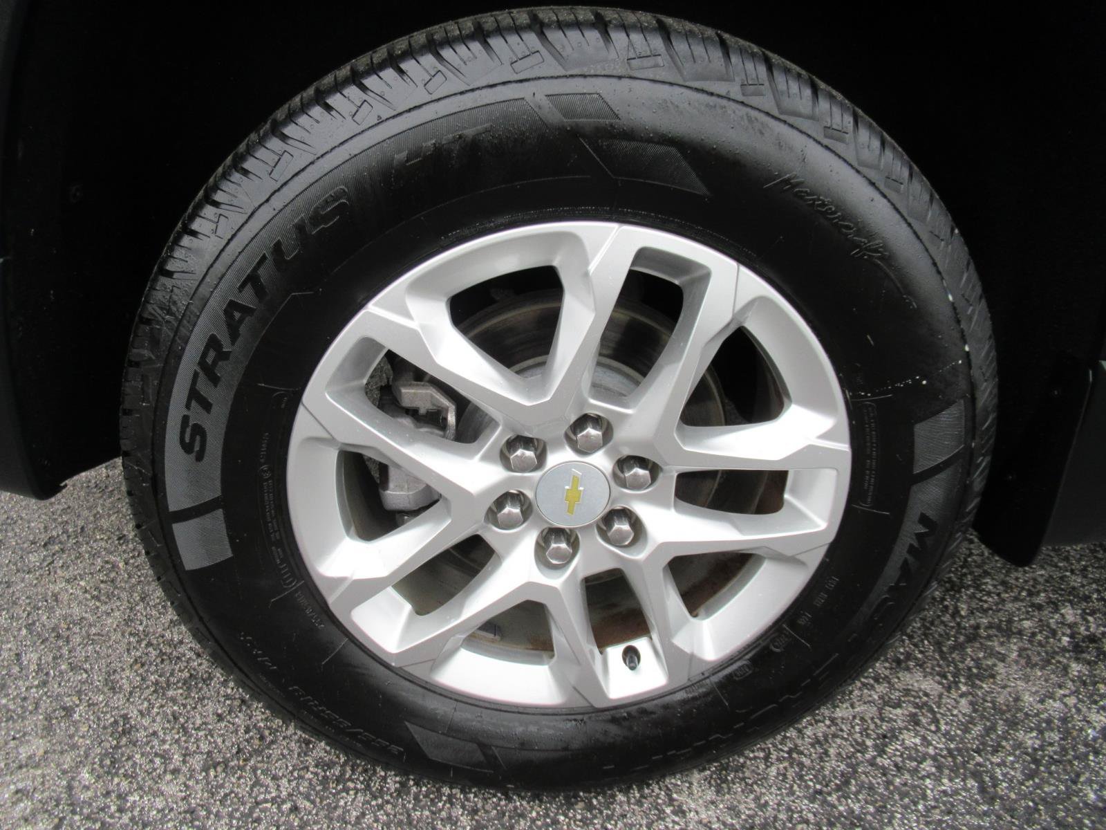 Used 2020 Chevrolet Traverse LT FWD image 10