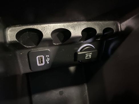 Used 2020 Jeep Cherokee Trailhawk w/ Comfort & Convenience Group image 24