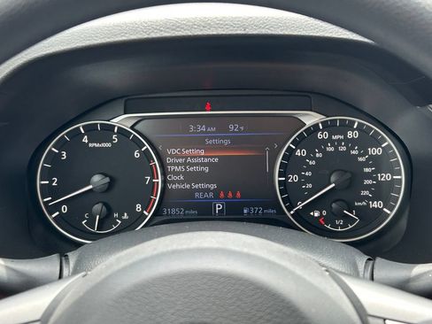 Used 2025 Nissan Altima 2.5 SV FWD image 29