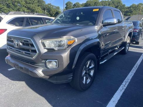 Used 2016 Toyota Tacoma Limited w/ Towing Package RWD image 5