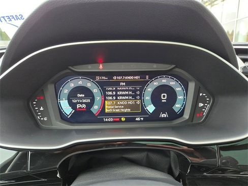 Used 2022 Audi Q3 2.0T Premium image 24