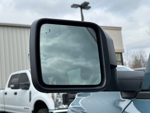 Used 2022 Ford Bronco Wildtrak image 38