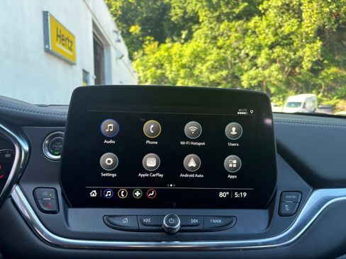 Used 2025 Chevrolet Blazer LT FWD image 16